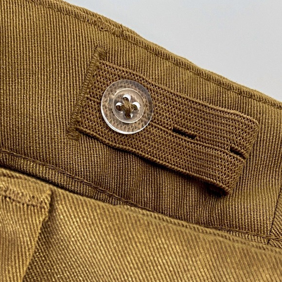 NWT High-Rise Tailored Trouser Shorts L Golden Brown Pleated Classic Chic 5" NEW - Picture 7 of 8